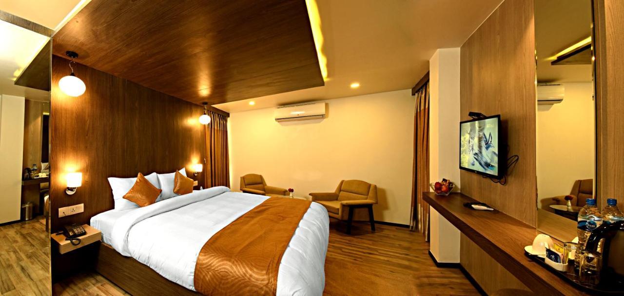 The Milestone Hotel Kathmandu Exterior photo