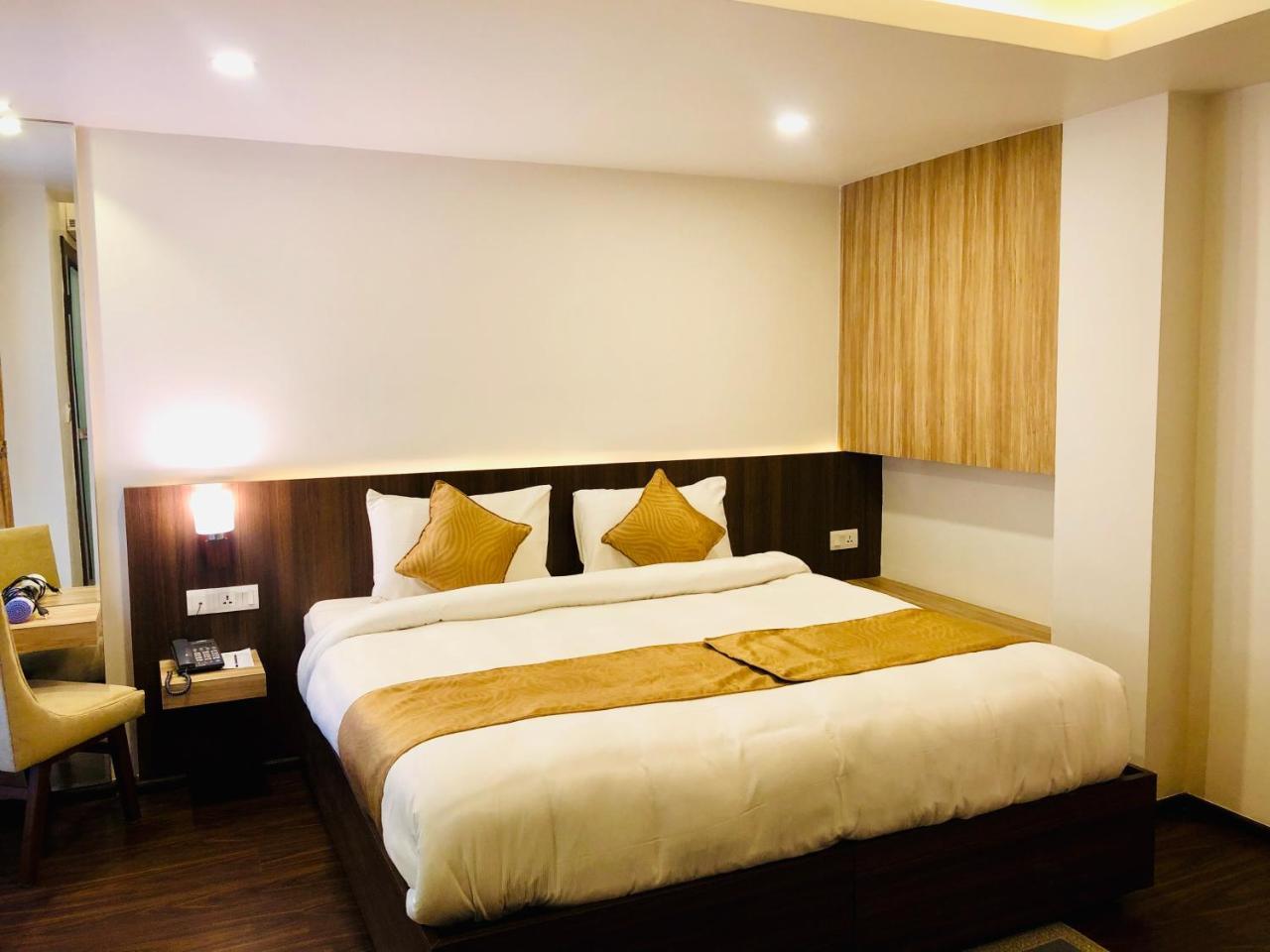 The Milestone Hotel Kathmandu Exterior photo
