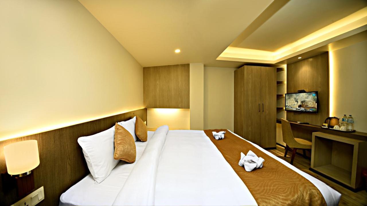 The Milestone Hotel Kathmandu Exterior photo